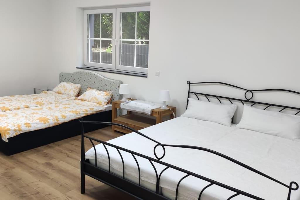 Neue 90 Qm 2-Zimmerwohnung Naehe Koeln オーデンタール エクステリア 写真